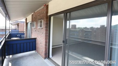 16 Whites Ave, Unit 46 in Watertown, MA - Building Photo - Building Photo
