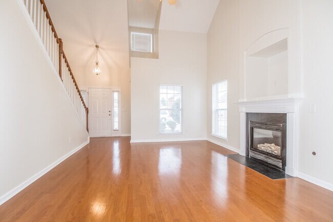 2553 Kanlow Dr in Nashville, TN - Foto de edificio - Building Photo