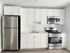 7013 Polk St in Guttenberg, NJ - Building Photo - Building Photo