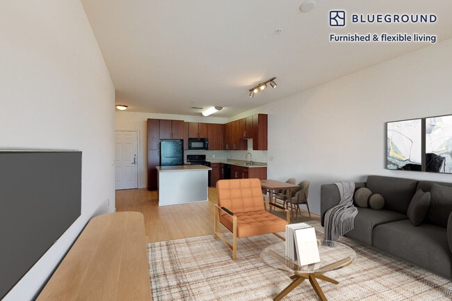 1700 E 5th St in Huntington Station, NY - Building Photo - Building Photo