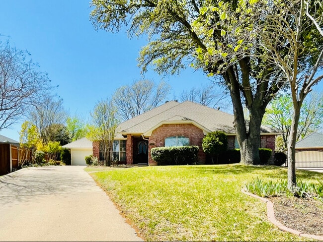 property at 7508 Aspen Wood Cir