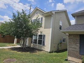 19509 Richland Springs Dr in Houston, TX - Building Photo