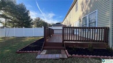 1732 Pinewind Dr in Alburtis, PA - Building Photo - Building Photo