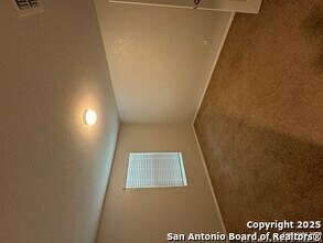 2845 Lindenwood Run in San Antonio, TX - Building Photo - Building Photo