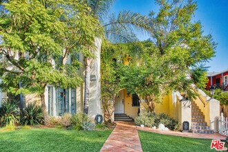 1272 Ridgeley Dr in Los Angeles, CA - Building Photo - Building Photo