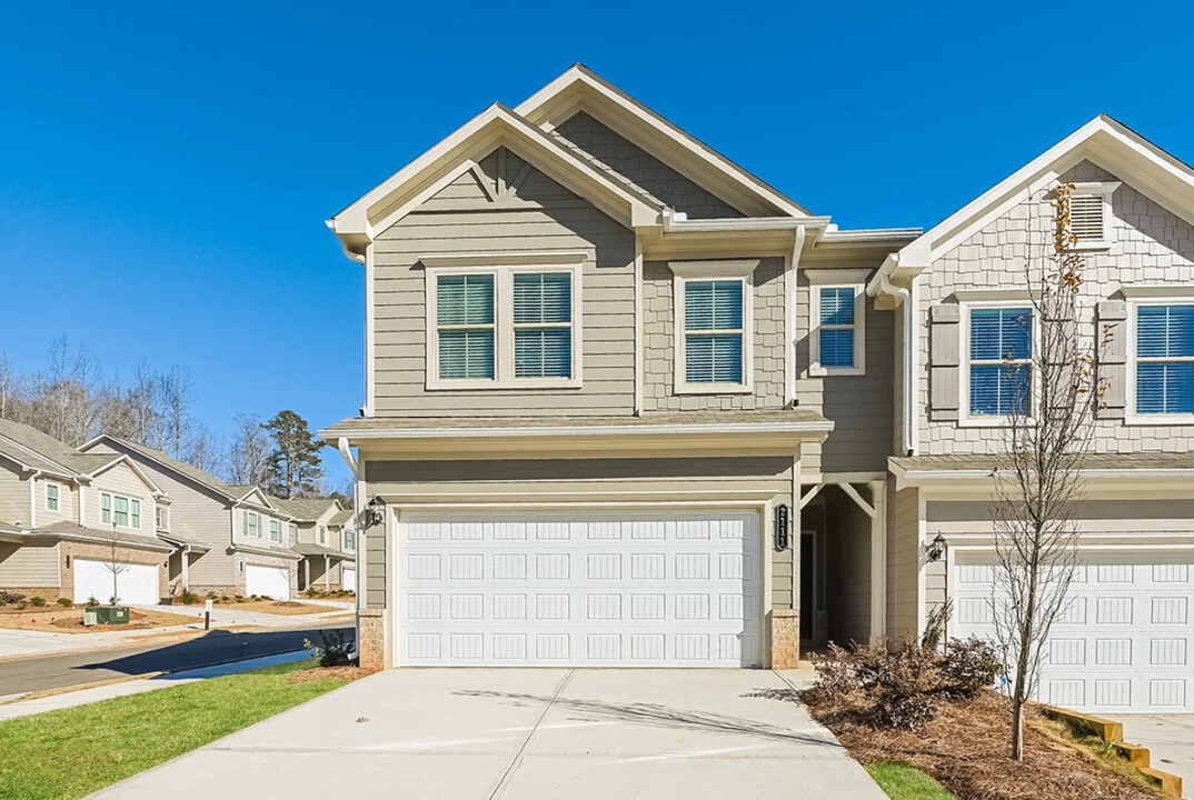 Jonesboro Crossing Rental Homes in Jonesboro, GA - Building Photo