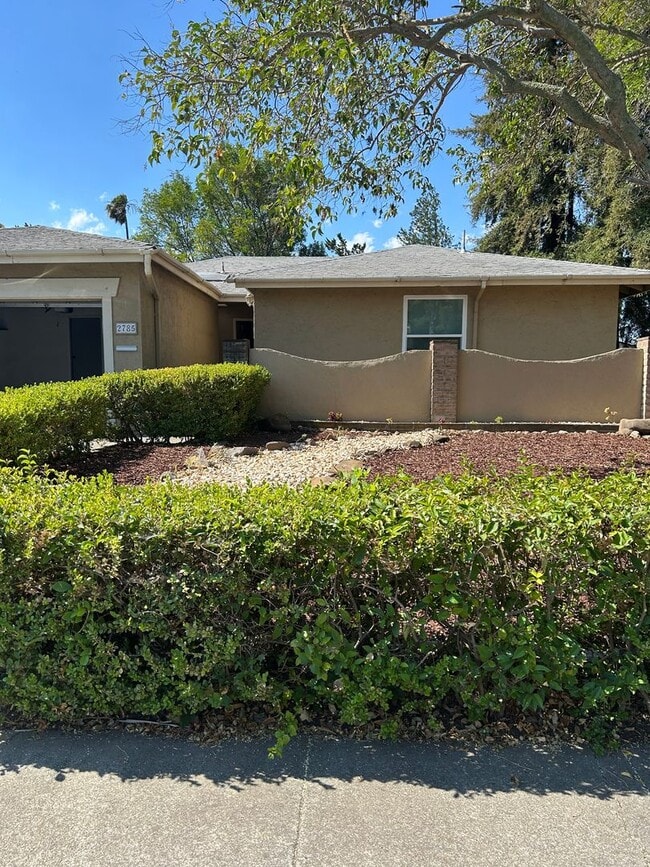 property at 2785 Owens St
