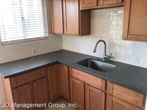 1403 Carlson Blvd in Richmond, CA - Building Photo - Building Photo