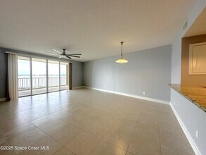 102 Riverside Dr in Cocoa, FL - Building Photo - Building Photo