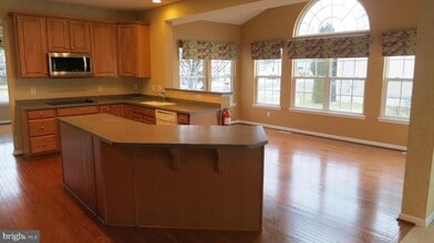 3 Lardner Rd in Burlington, NJ - Building Photo - Building Photo