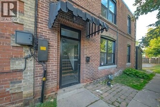 7 Sheridan St in Brantford, ON - Building Photo - Building Photo