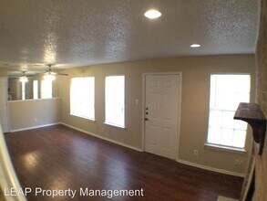 610 Starlinda Ct in Arlington, TX - Building Photo - Building Photo