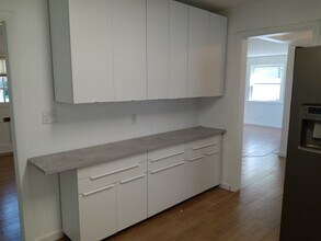 37 Van Wart Path in Newton, MA - Building Photo - Building Photo