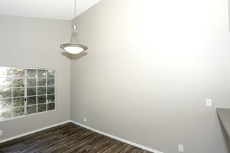 Harborview in San Pedro, CA - Foto de edificio - Interior Photo