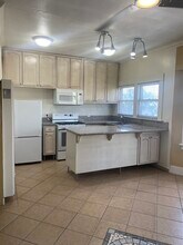 354 Chestnut Ave, Unit 24 in Long Beach, CA - Building Photo - Building Photo