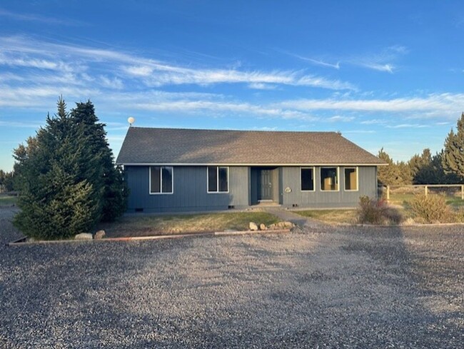 property at 18120 2nd Ave