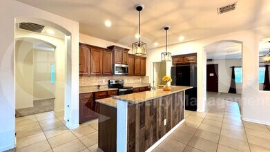 802 W Witt Ave in San Tan Valley, AZ - Building Photo - Building Photo