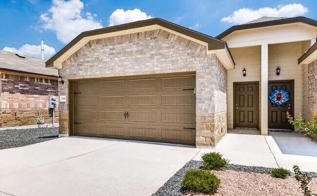 property at 10007 Westover Bluff