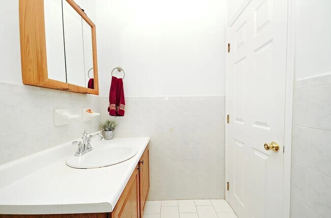 1856 E 13th St in Brooklyn, NY - Building Photo - Building Photo