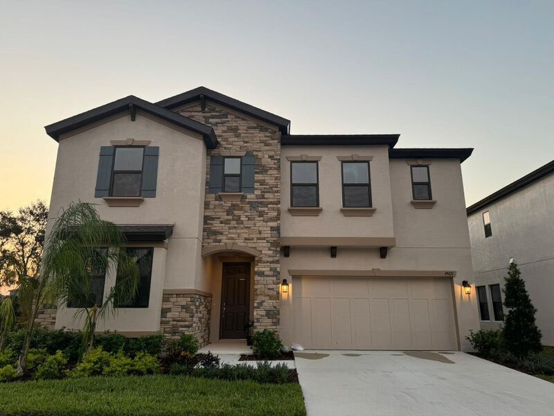 14671 Horse Trot Rd in Lithia, FL - Building Photo