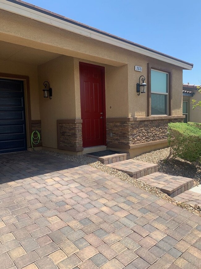 2676 Chinaberry Hill St in Laughlin, NV - Building Photo - Building Photo