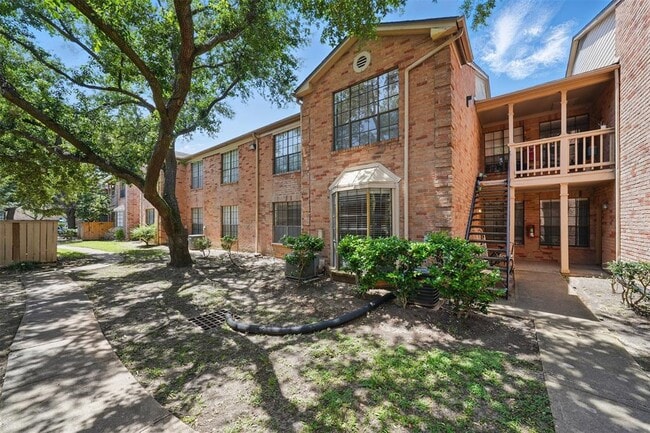 2255 Braeswood Park Dr