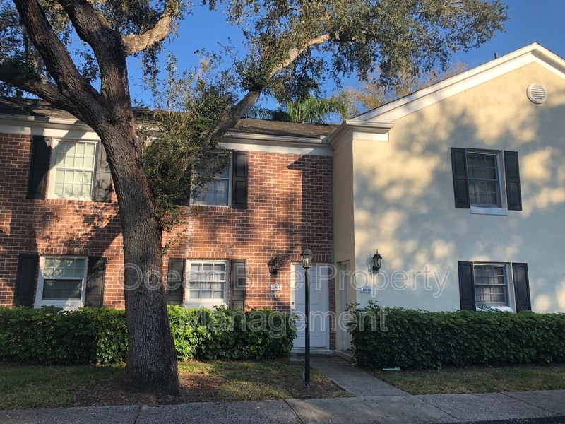 13814 Orange Sunset Dr in Tampa, FL - Building Photo