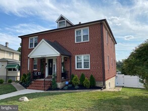 1026 S Beechfield Ave in Baltimore, MD - Building Photo - Building Photo