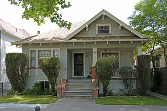 2623 H St in Sacramento, CA - Building Photo - Building Photo