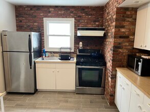 933 Lafayette Ave Ext in Hawthorne, NJ - Foto de edificio - Building Photo