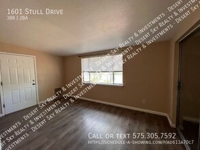 1601 Stull Dr in Las Cruces, NM - Building Photo - Building Photo