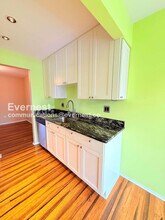 1129 Kirts Blvd in Troy, MI - Building Photo - Building Photo