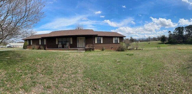 property at 2717 New Blockhouse Rd