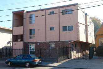 3620 West St in Oakland, CA - Building Photo - Building Photo