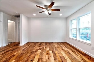 603 W Congress St in Denton, TX - Building Photo - Building Photo