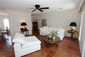 350 3rd Ave S-Unit -2B in Naples, FL - Building Photo - Building Photo