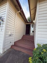 577 Sunwood Dr NW in Salem, OR - Building Photo - Building Photo