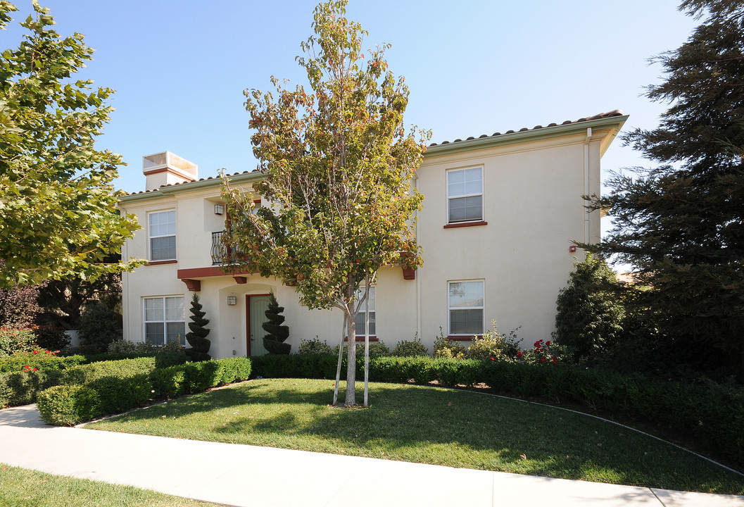 Creek Bridge Apartments in King City, CA - Foto de edificio