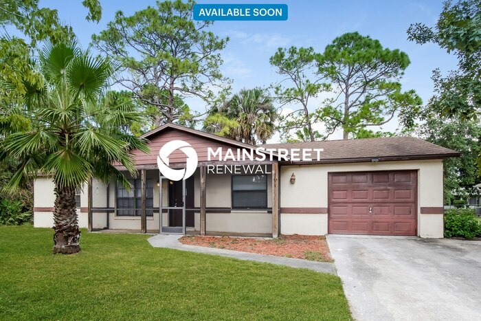 447 Freeman Rd NW in Palm Bay, FL - Building Photo