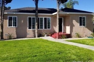 11115 Pope Ave in Lynwood, CA - Building Photo