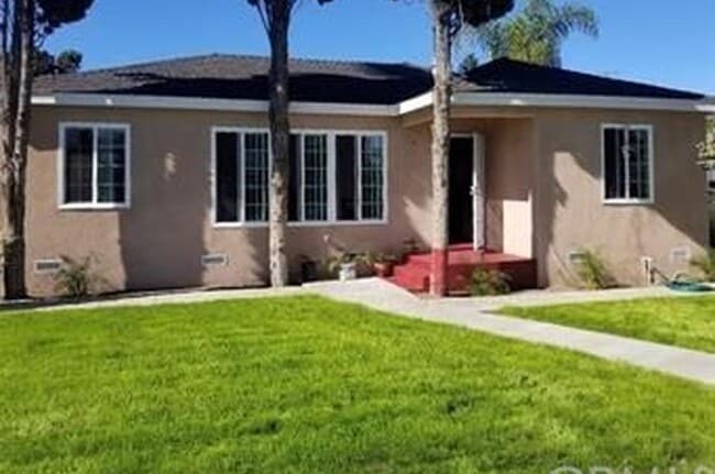 property at 11115 Pope Ave