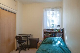 91 Wallingford Rd, Unit 2 in Boston, MA - Foto de edificio - Building Photo