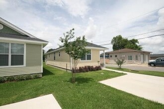 1700 Huey P Long Ave in Gretna, LA - Building Photo - Building Photo