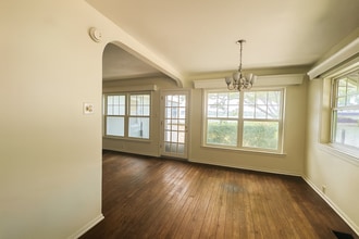 126 Ribbon Pkwy in Lake Wales, FL - Building Photo - Building Photo