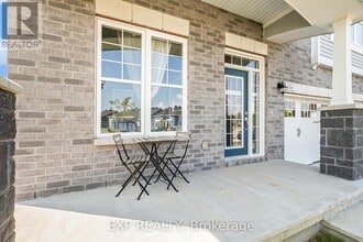 676 Fisher St in Ottawa, ON - Building Photo - Building Photo