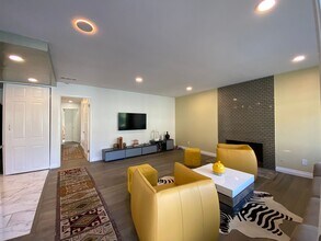 2535 Jefferson St in Carlsbad, CA - Building Photo - Building Photo