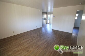 2308 Rogue River Dr in Sacramento, CA - Building Photo - Building Photo