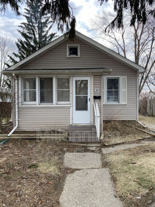property at 34 E Yale Ave