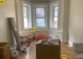 116 Boylston St, Unit Boylston St in Boston, MA - Building Photo