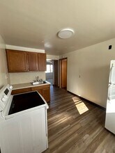 28 Shelby St, Unit 2 in Johnson City, NY - Building Photo - Building Photo